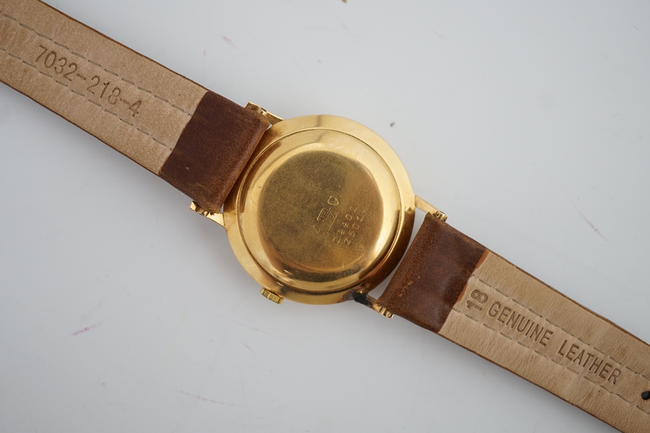 A gentleman's 18k gold Valmon automatic wrist watch